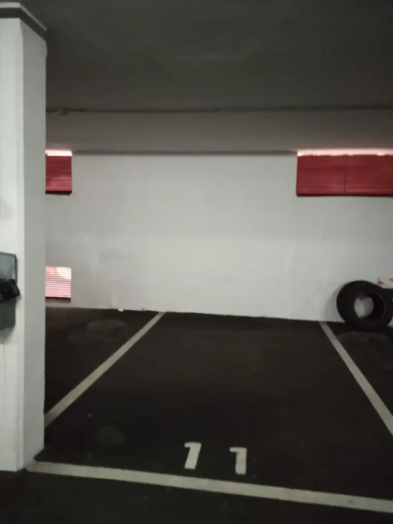 Parkplatz von Garage zur Miete in Gijón 
