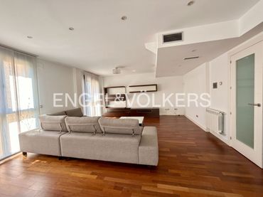 Penthouse mit Pool zur Miete in Ciudad Lineal