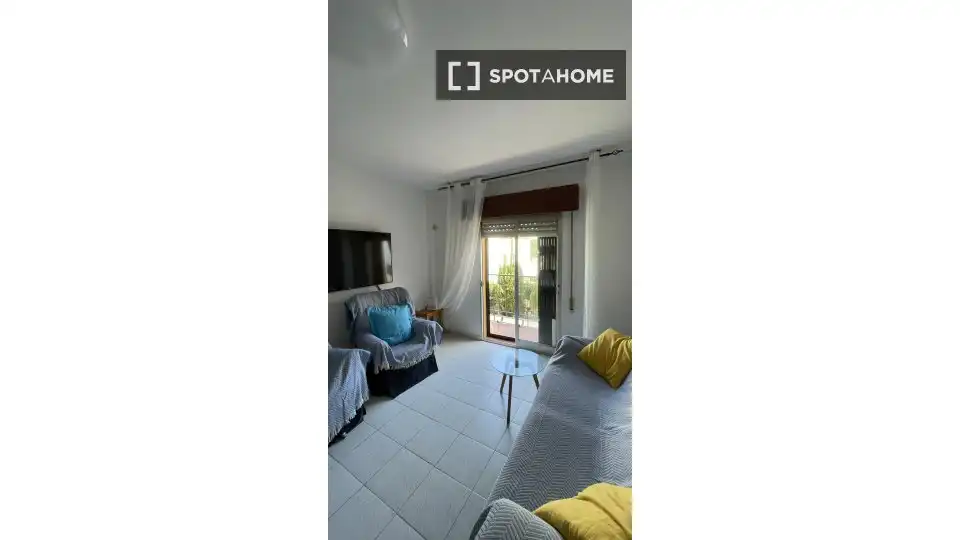 Exterior view of Flat for share in Ciudad Jardín - Tagarete - El Zapillo