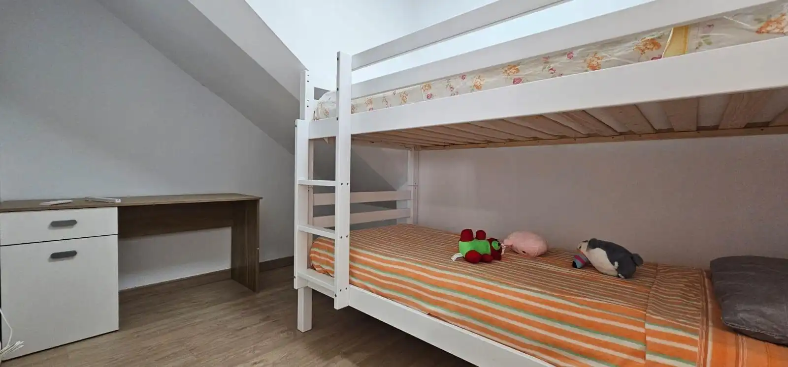 Schlafzimmer von Wohnungen zum Verkauf in Arona mit Möbliert und Gemeinschaftspool