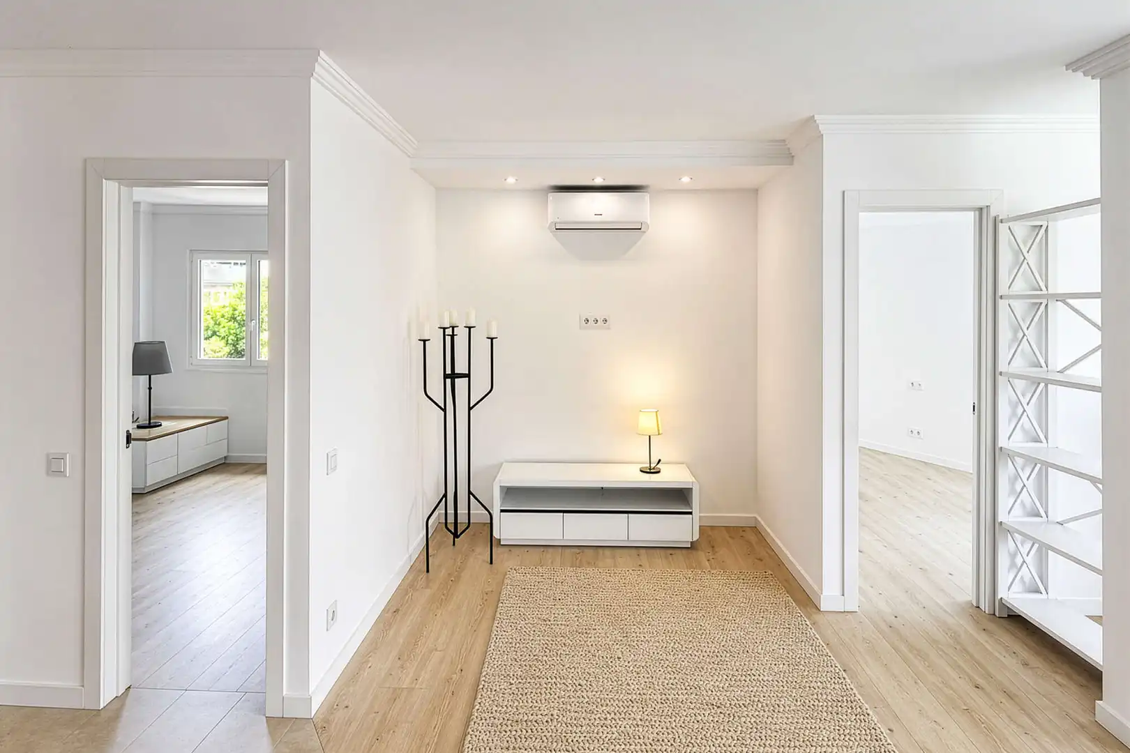 Living room of Flat for rent in Calvià  with Air Conditioner, Heating and Furnished