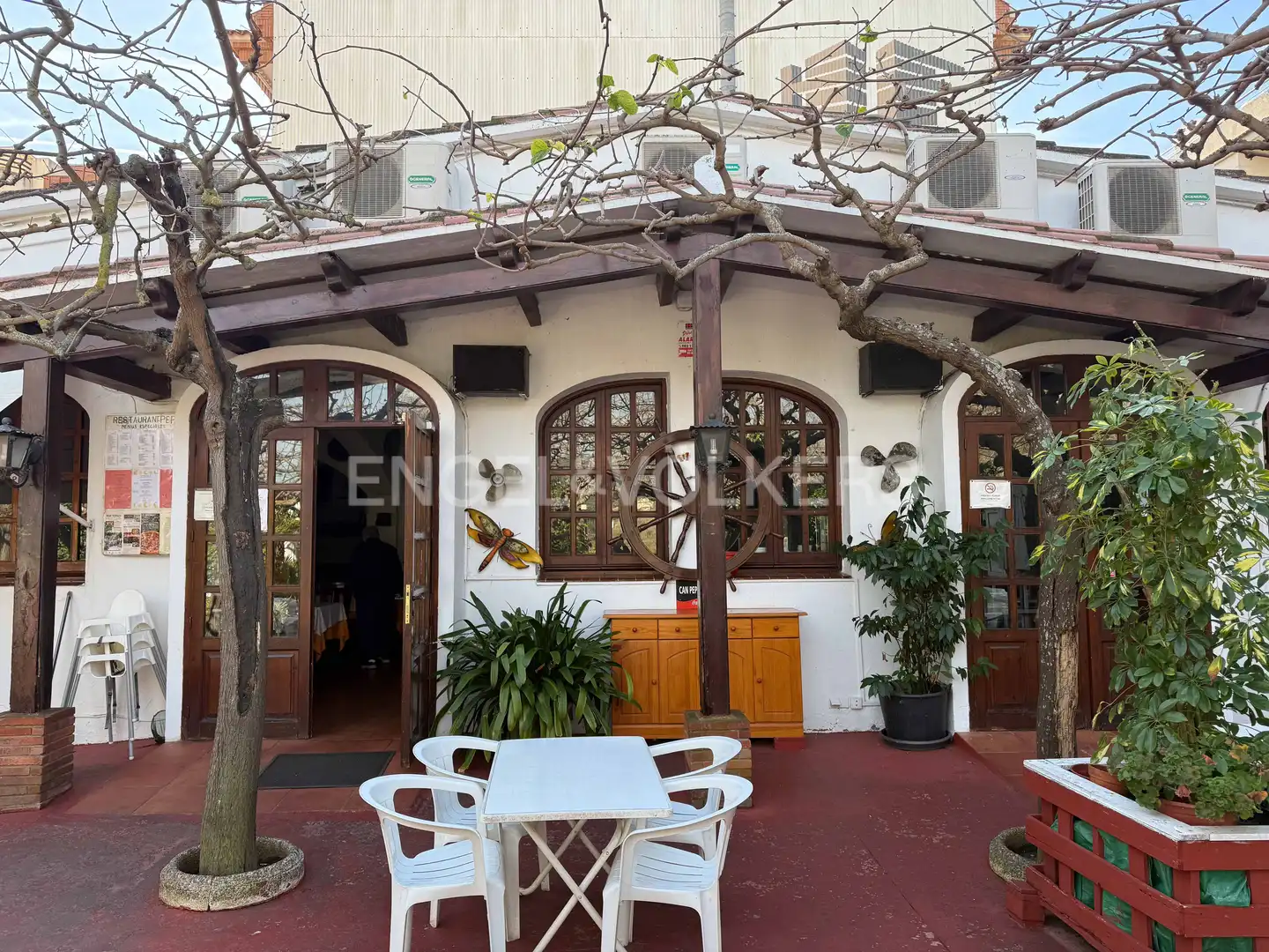Edificio en venta en Pineda de Mar