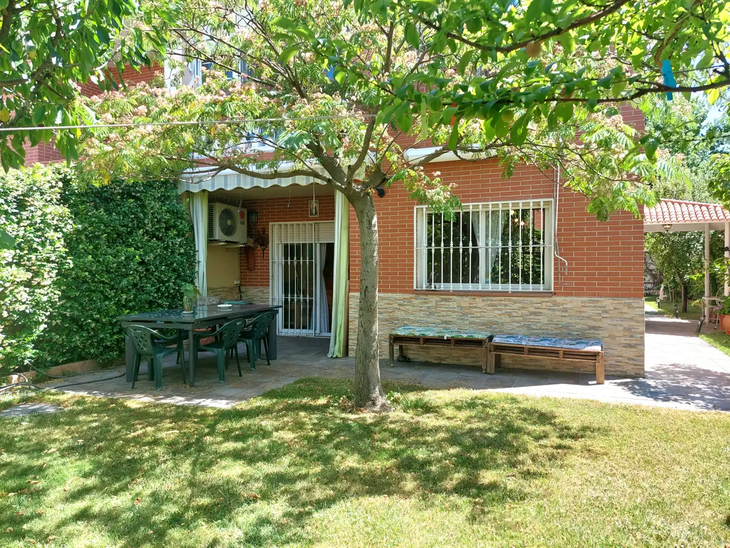 Jardín de Casa adosada en venta en Rivas-Vaciamadrid con Aire acondicionado, Calefacción y Jardín privado