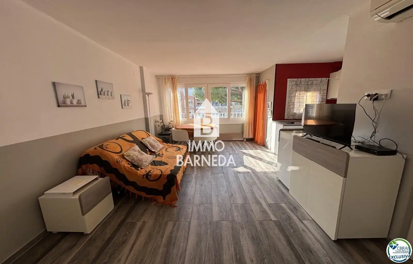 Garden of Flat for sale in Empuriabrava  with Air Conditioner, Heating and Swimming Pool