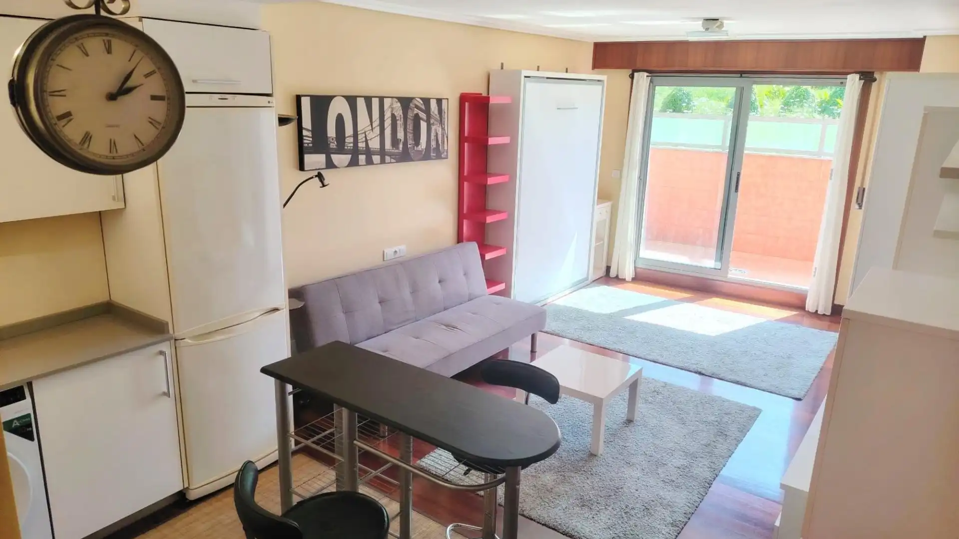 Living room of Study for sale in Vigo   with Heating, Terrace and Balcony