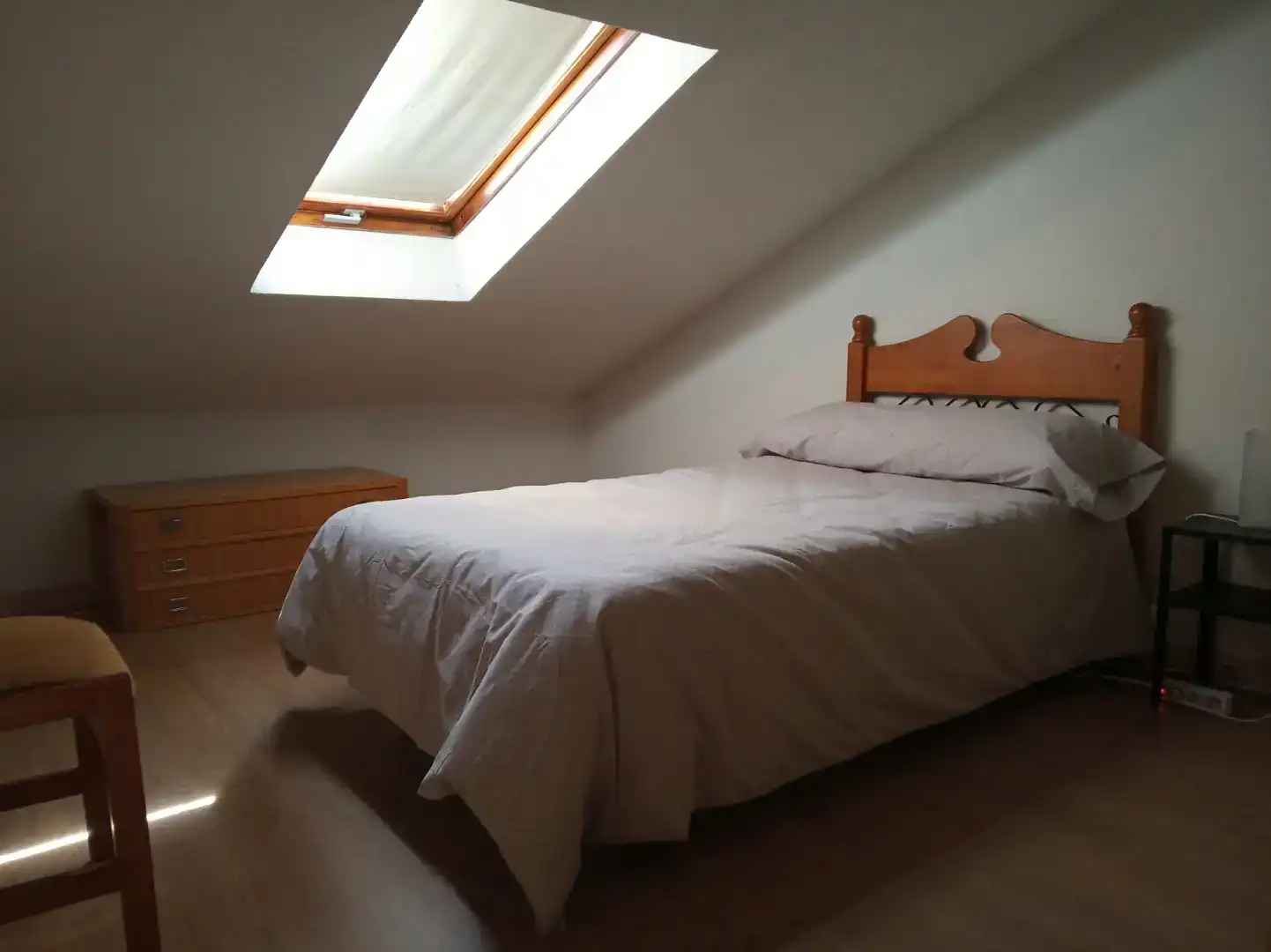 Bedroom of Duplexes for rent in Navaluenga  with Parquet flooring, Furnished and Oven