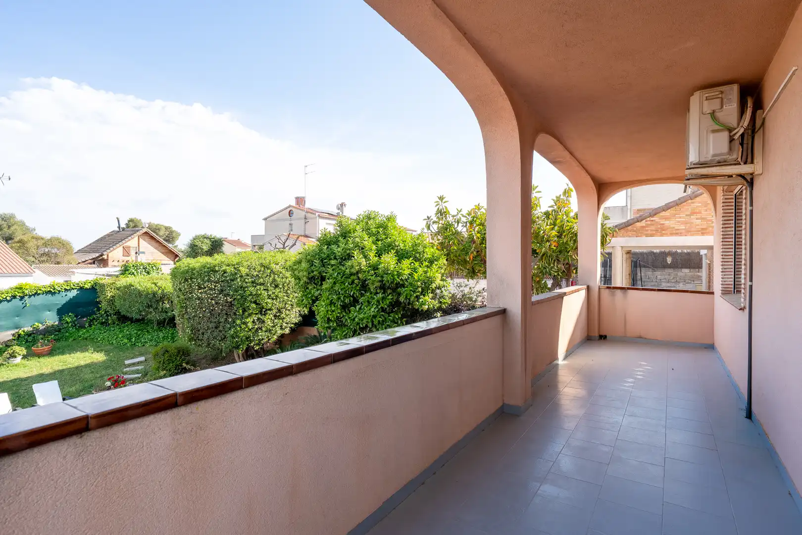 Terrassa de Casa o xalet en venda en El Catllar  amb Aire condicionat, Traster i Piscina