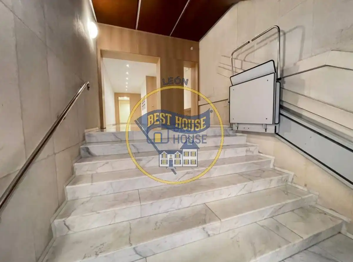 Oficina con ascensor en venta en Centro Ciudad, imagen 4