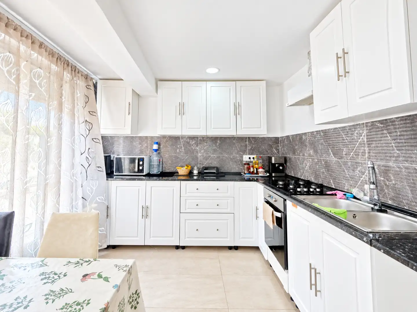 Flat with terrace for sale in Carrer Santa Caterina, imagen 5