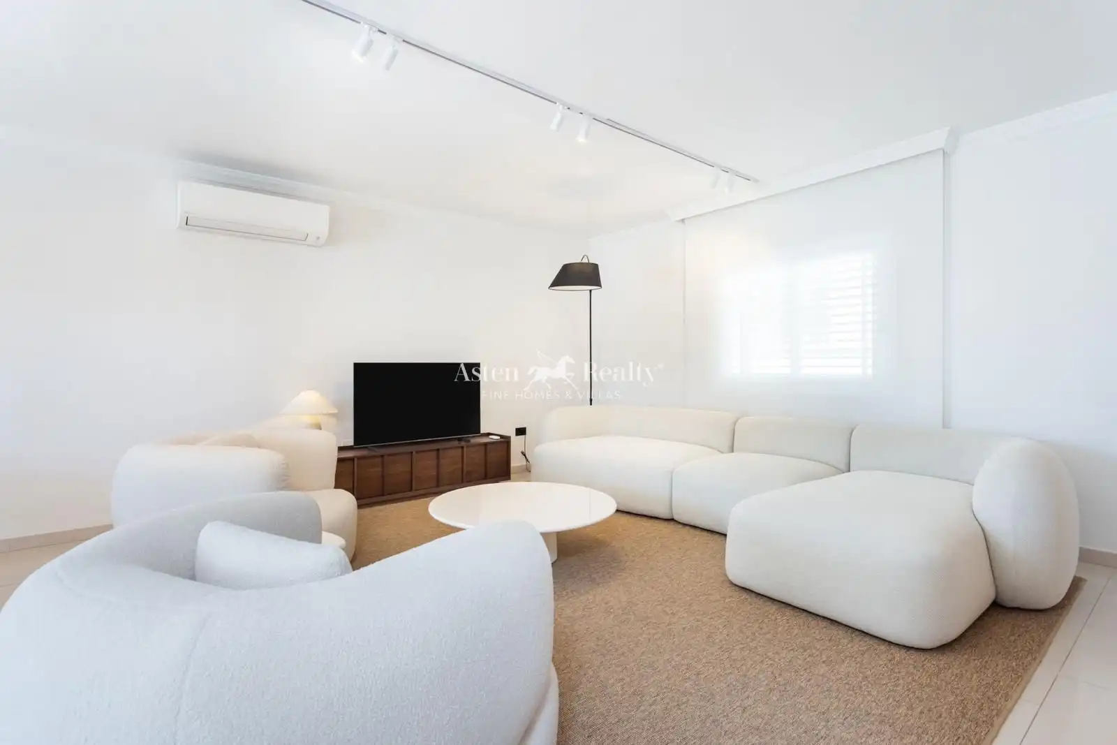 Casa con piscina en venta en Samarin, imagen 23