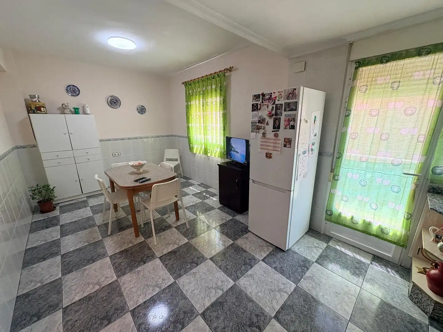 Küche von Wohnung zum Verkauf in Almansa mit Heizung, Terrasse und Abstellraum