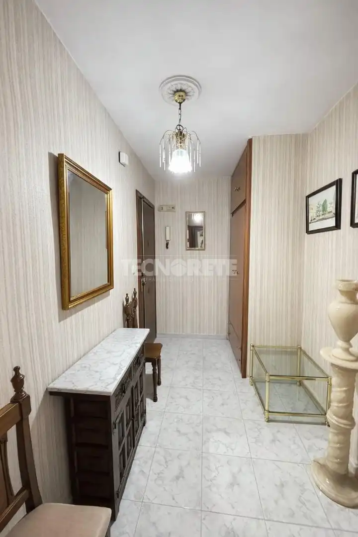 Piso en venta en Madrid con Aire acondicionado, Calefacción y Amueblado
