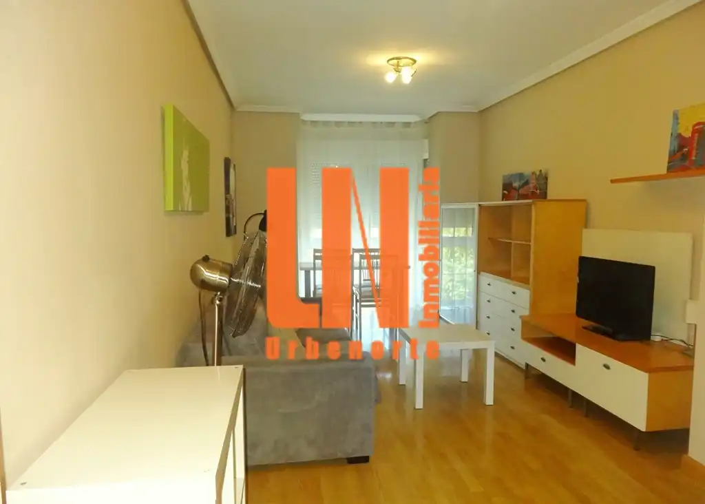 Habitación de Piso en venta en Villanueva de la Cañada con Calefacción, Parquet y Terraza