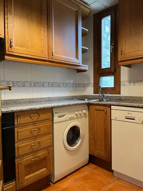 Cuina de Apartament en venda en Esterri d'Àneu amb Calefacció, Parquet i Traster
