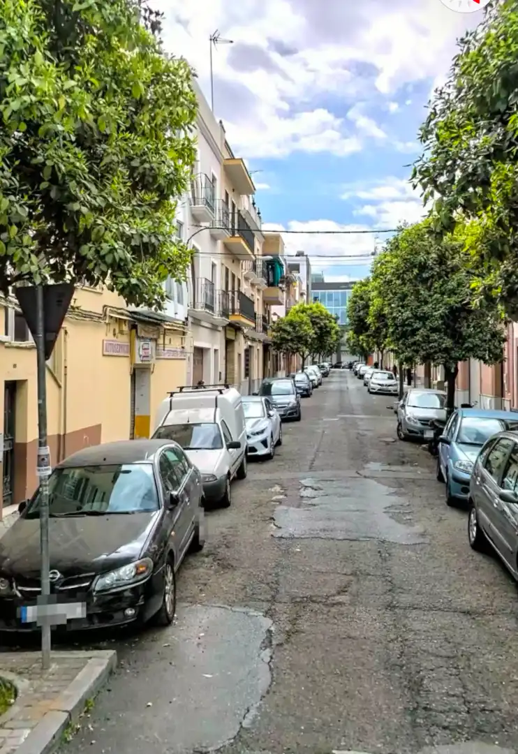 Exterior view of Houses for sale in Sevilla  with Terrace and Balcony