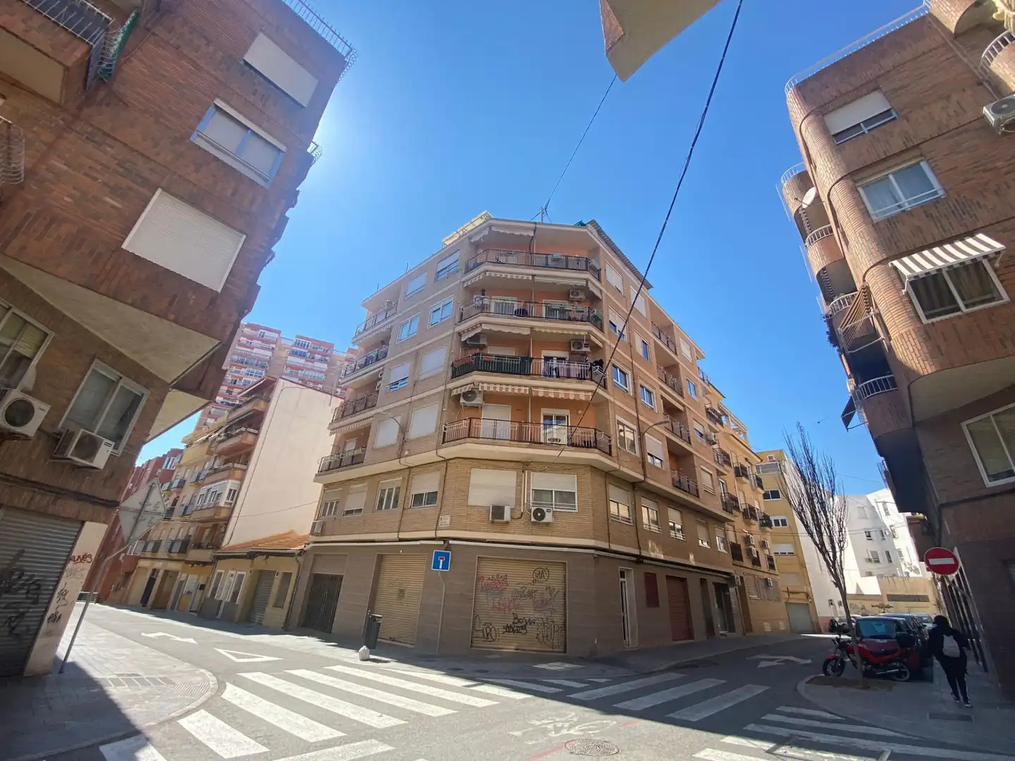 Vista exterior de Piso en venta en Alicante / Alacant con Aire acondicionado y Balcón