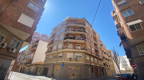 Foto 2 de Piso en venta en Barrio de San Blas, Alicante / Alacant