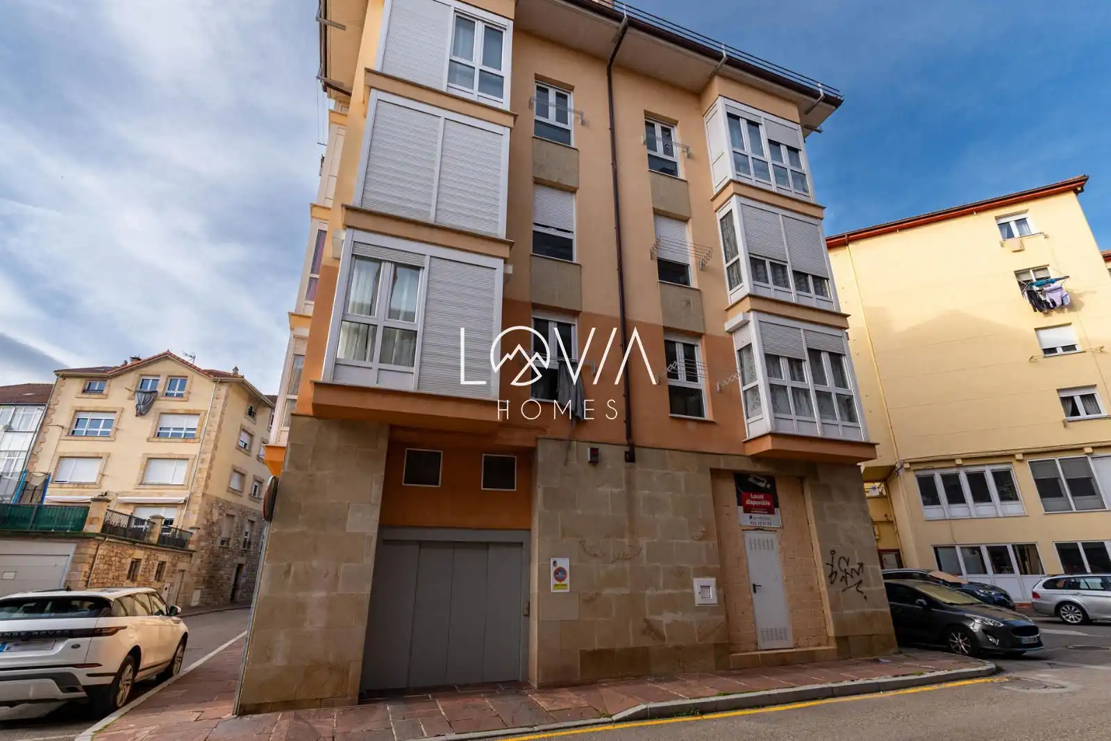 Exterior view of Garage for sale in Reinosa