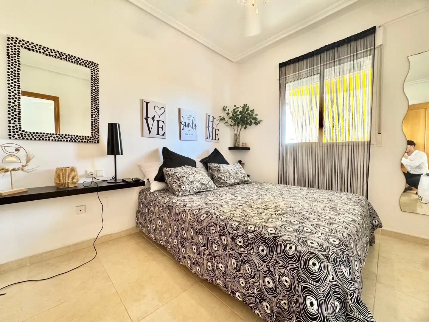Schlafzimmer von Wohnungen zur Miete in Guardamar del Segura mit Klimaanlage, Heizung und Schwimmbad