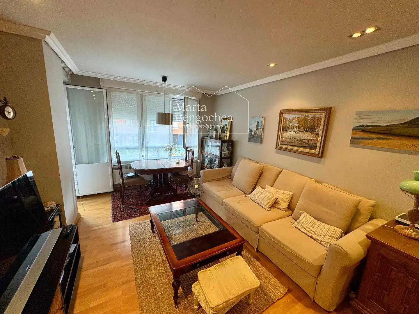 Sala de estar de Piso en venta en Vitoria - Gasteiz con Calefacción y Terraza