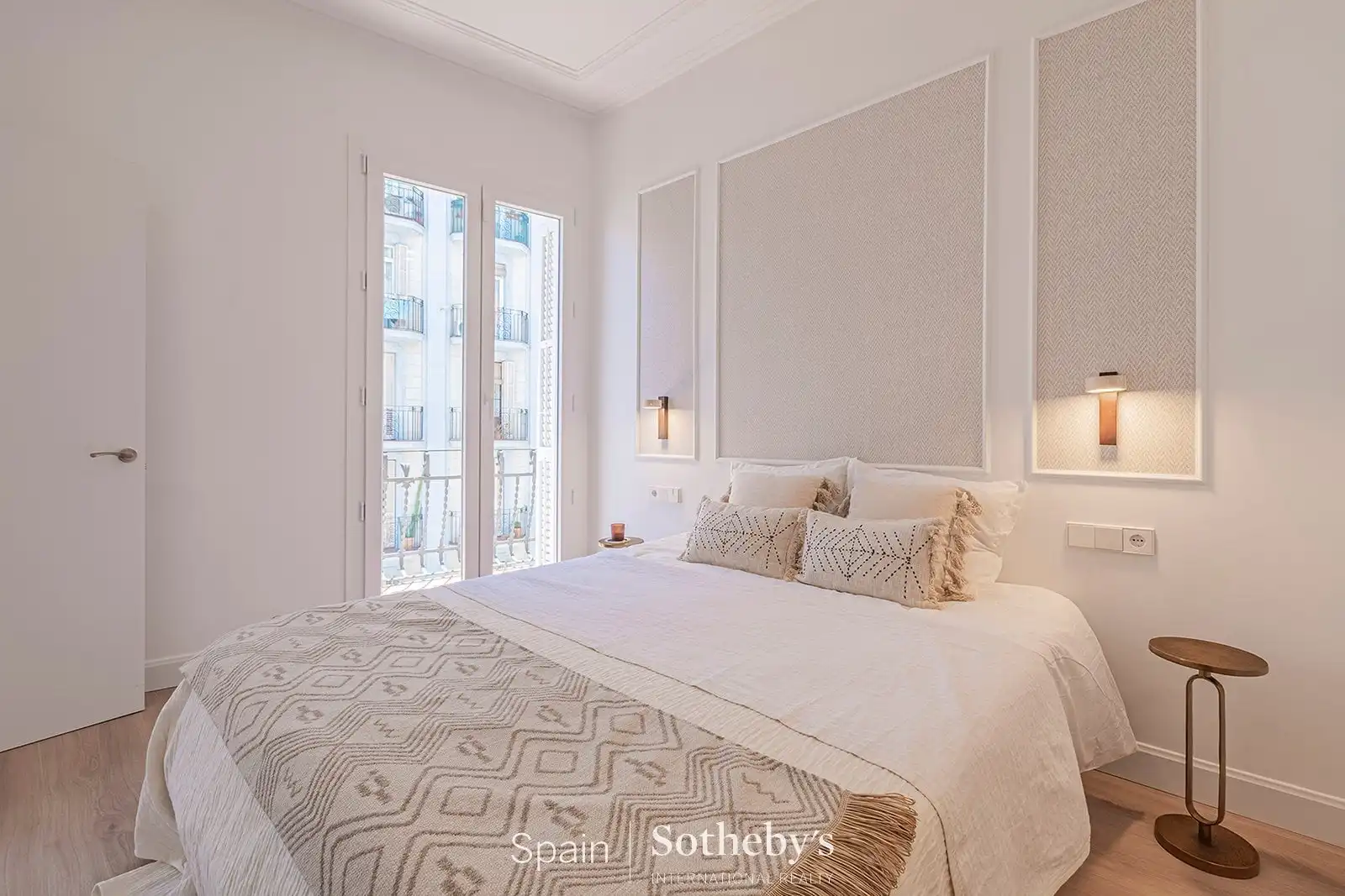 Habitación de Apartamento en venta en Barcelona con Aire acondicionado y Calefacción