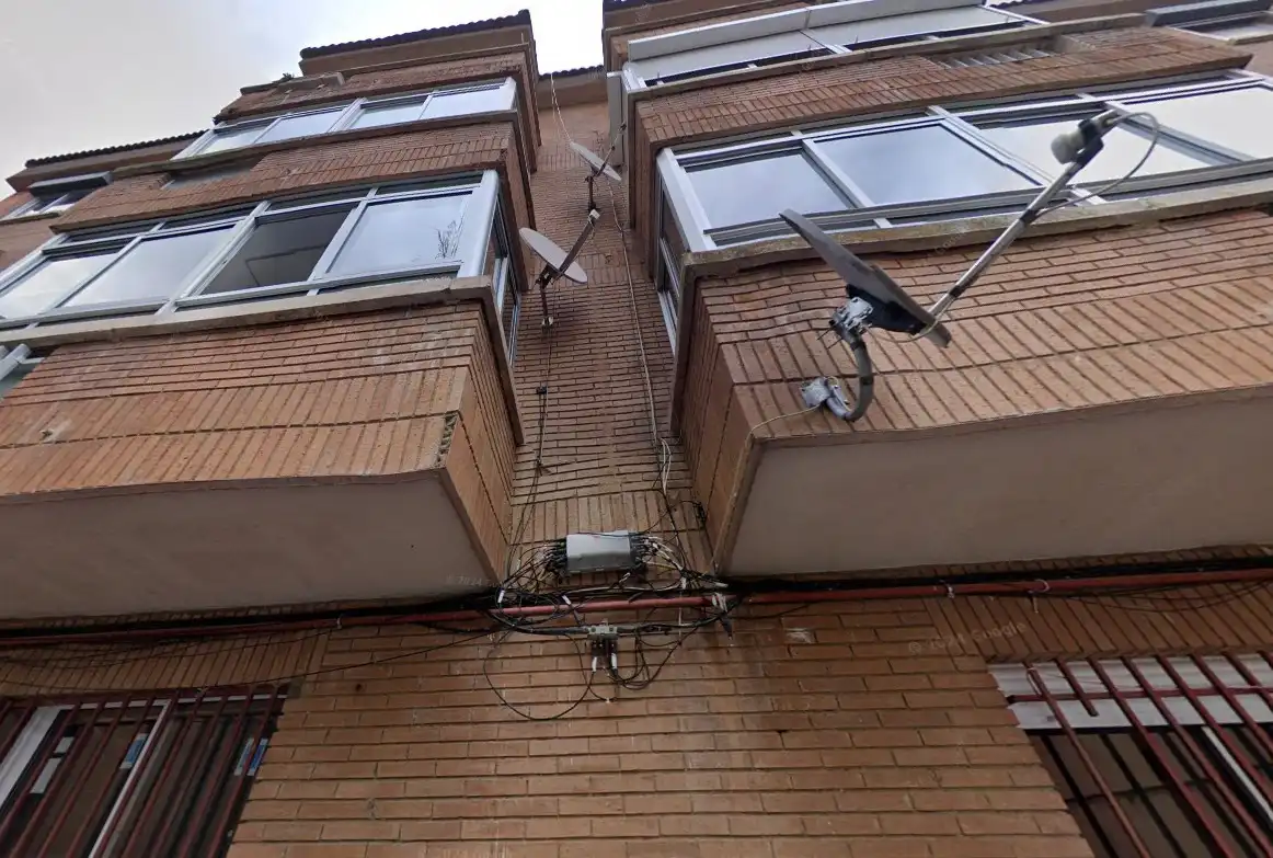 Piso en venta en Calle Navalmoral de la Mata, Tejares - Chamberí - Alcades