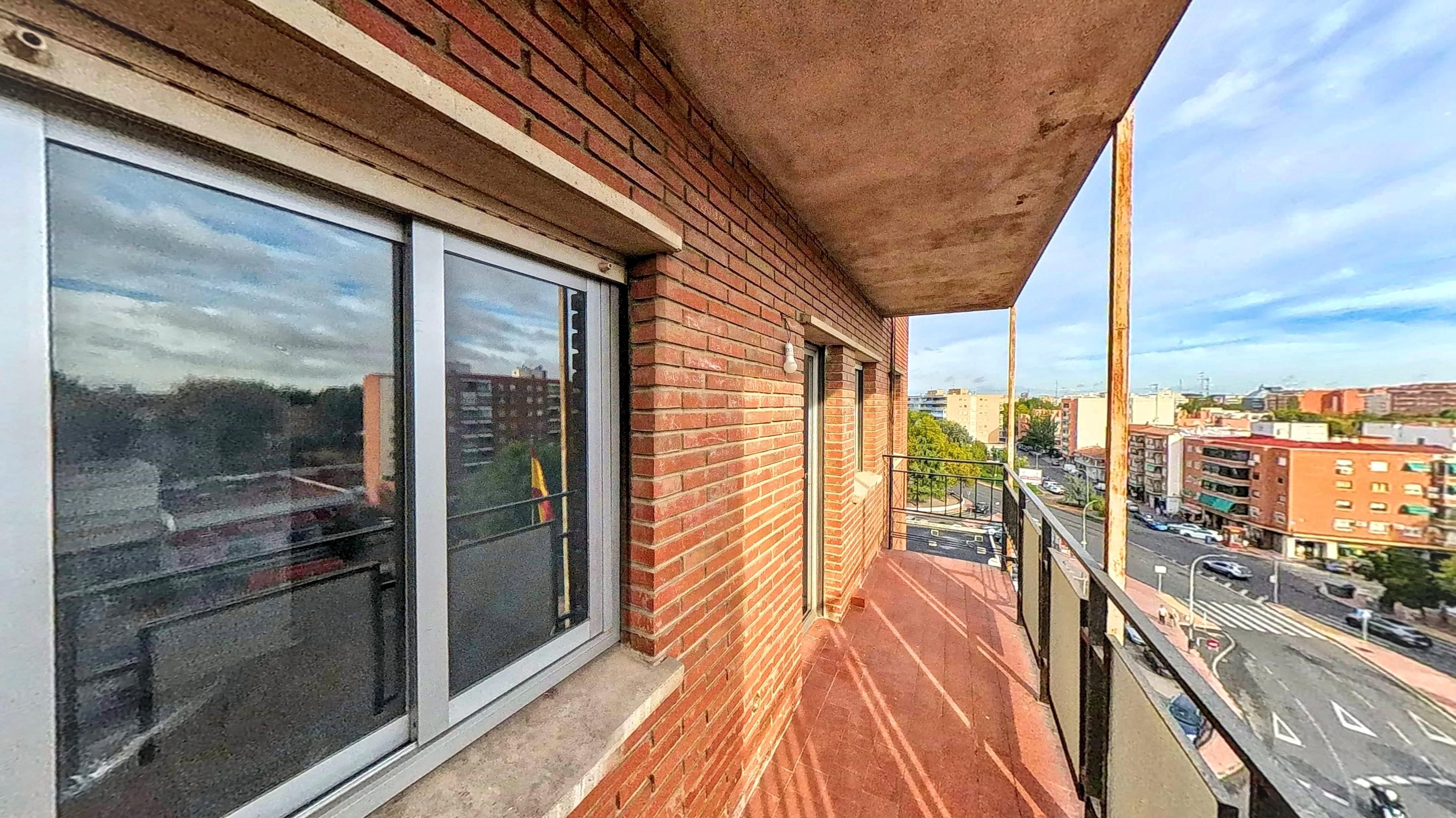 Terraza de Apartamento de alquiler en Alcalá de Henares con Terraza, Horno y Se aceptan mascotas
