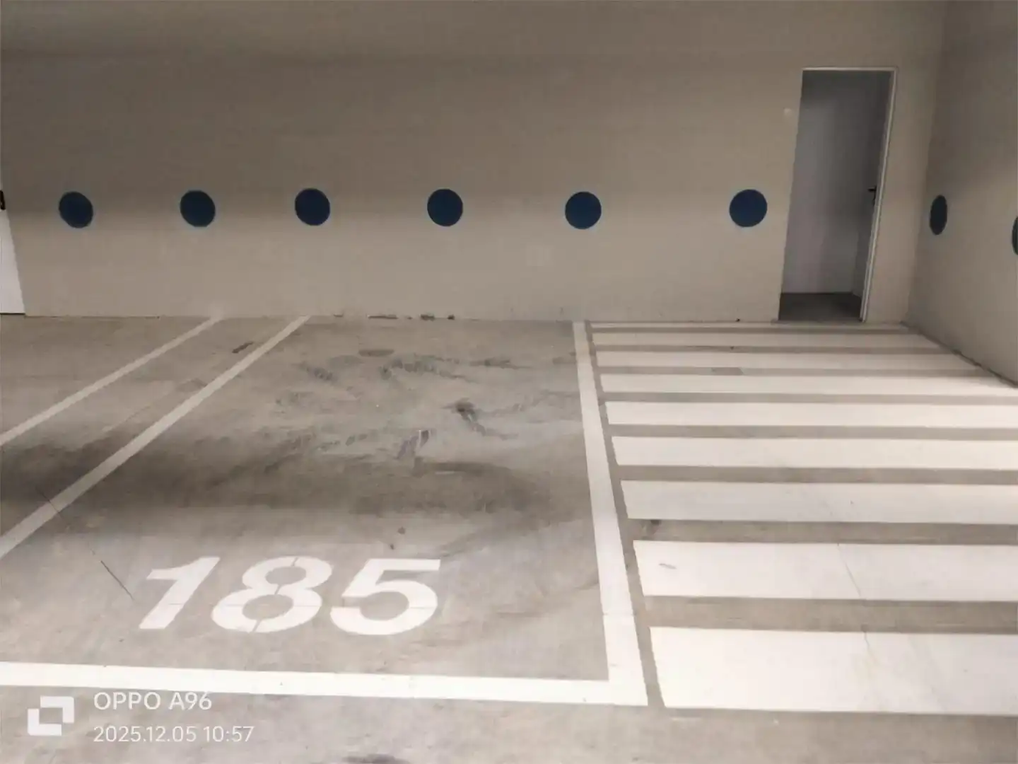 Parking of Flat for sale in Tomares  with Air Conditioner and Swimming Pool