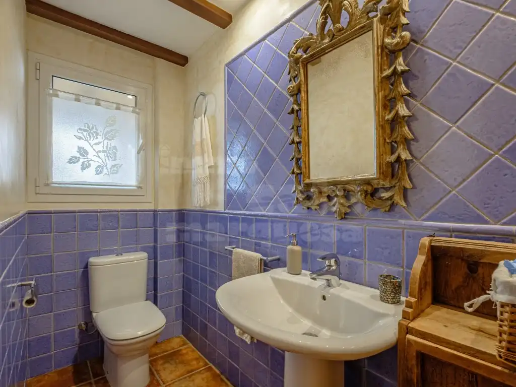 Bathroom of Houses for sale in Palafrugell