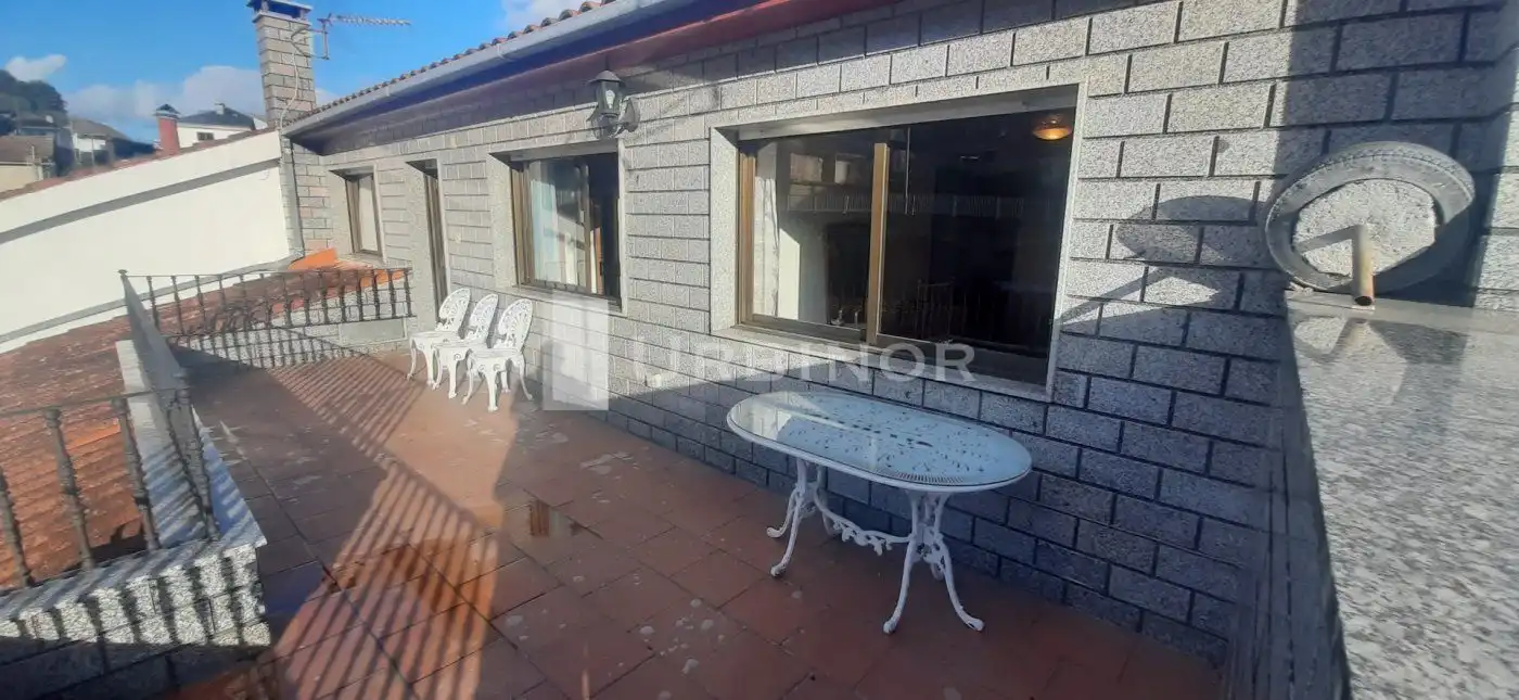 Casa o xalet en venda a Cenlle