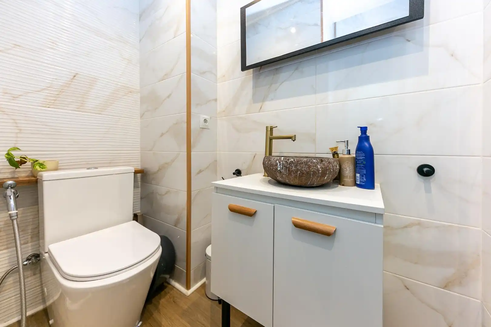 Baño de Estudio en venta en Benalmádena con Aire acondicionado, Calefacción y Amueblado