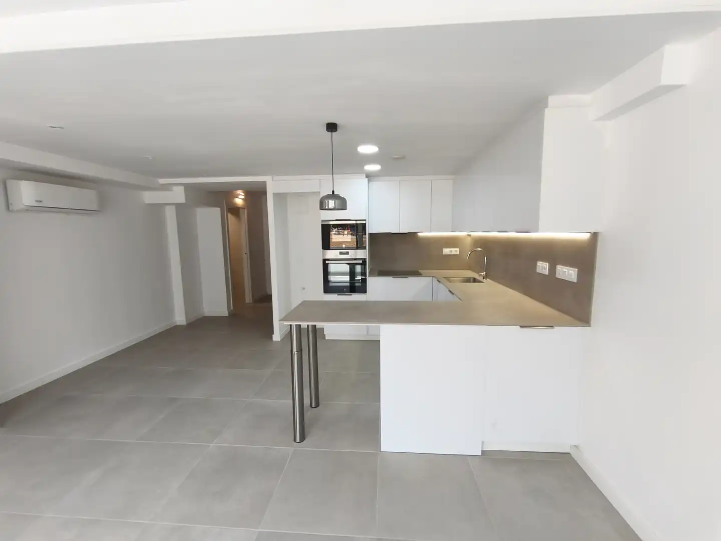 Cuina de Pis en venda en Girona amb Aire condicionat, Calefacció i Terrassa