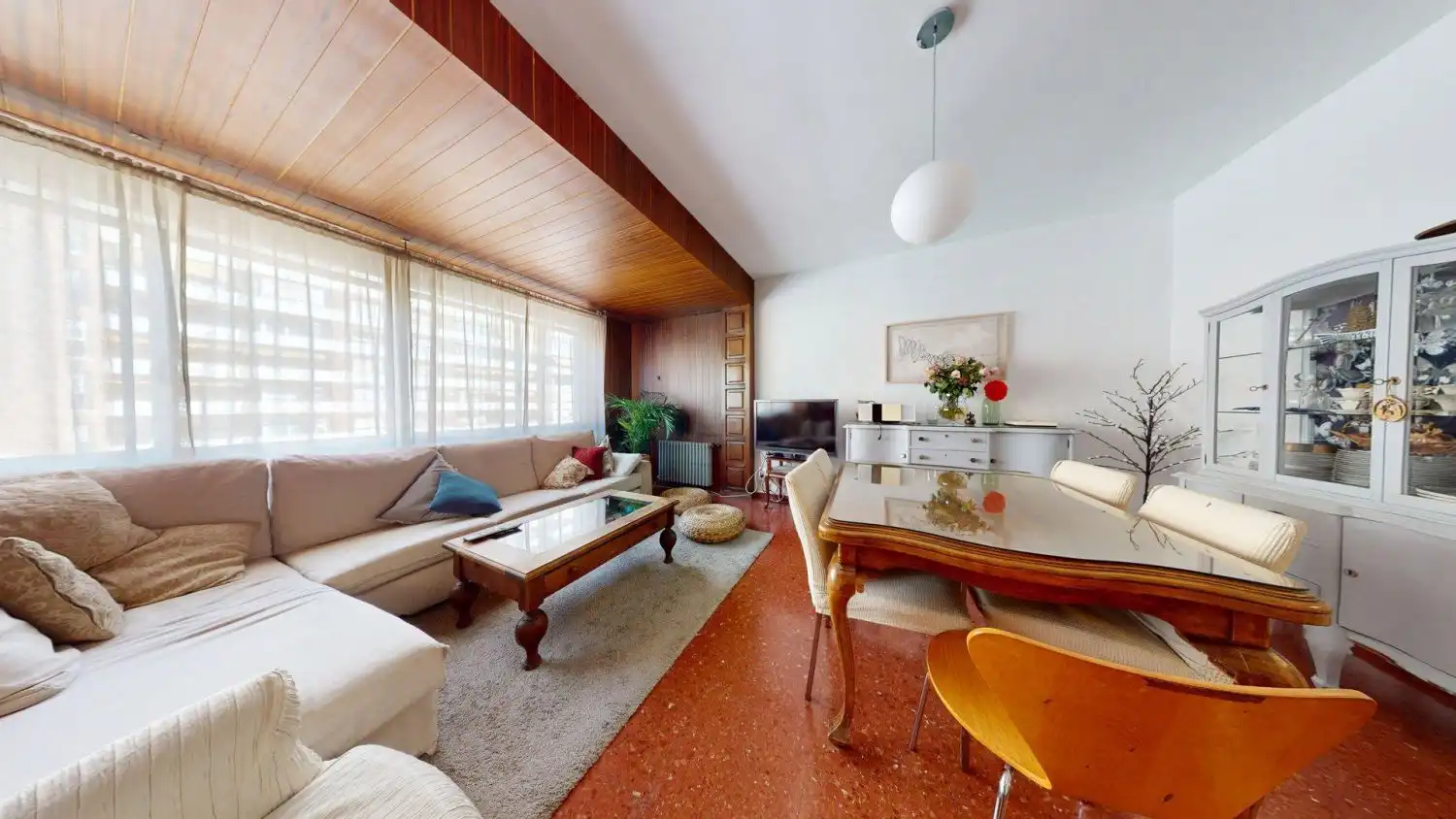 Living room of Flat for sale in Sevilla  with Air Conditioner and Terrace