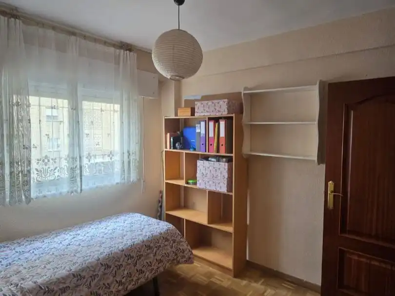 Habitación de Piso en venta en  Madrid Capital
