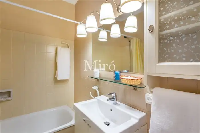 Apartament de lloguer a Carrer Jesús, Centre