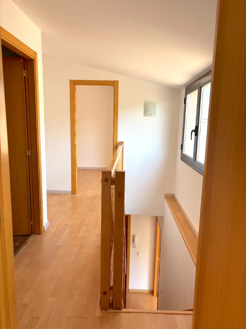 Dúplex en venta en Bellpuig con Aire acondicionado, Calefacción y Terraza