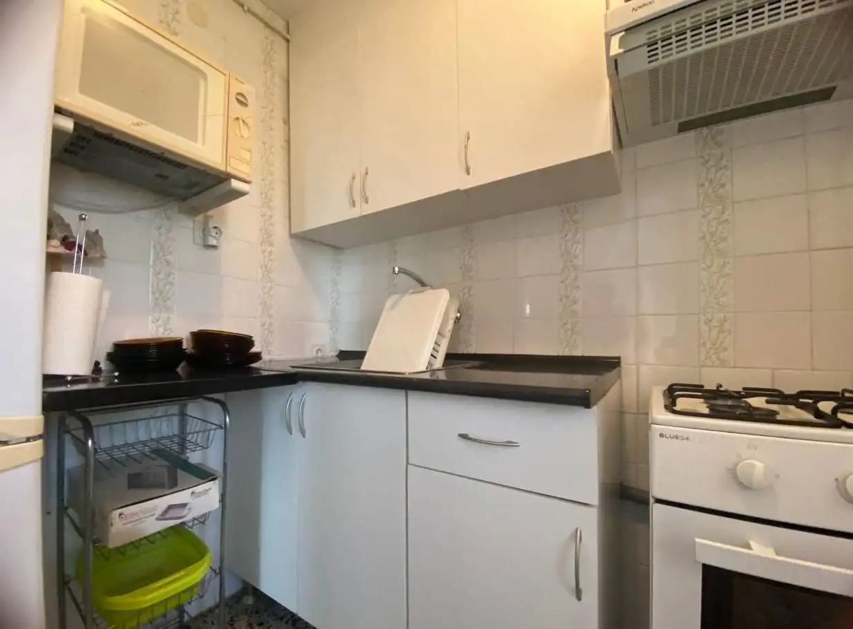 Küche von Wohnung zum Verkauf in Castelló d'Empúries mit Terrasse, Abstellraum und Möbliert