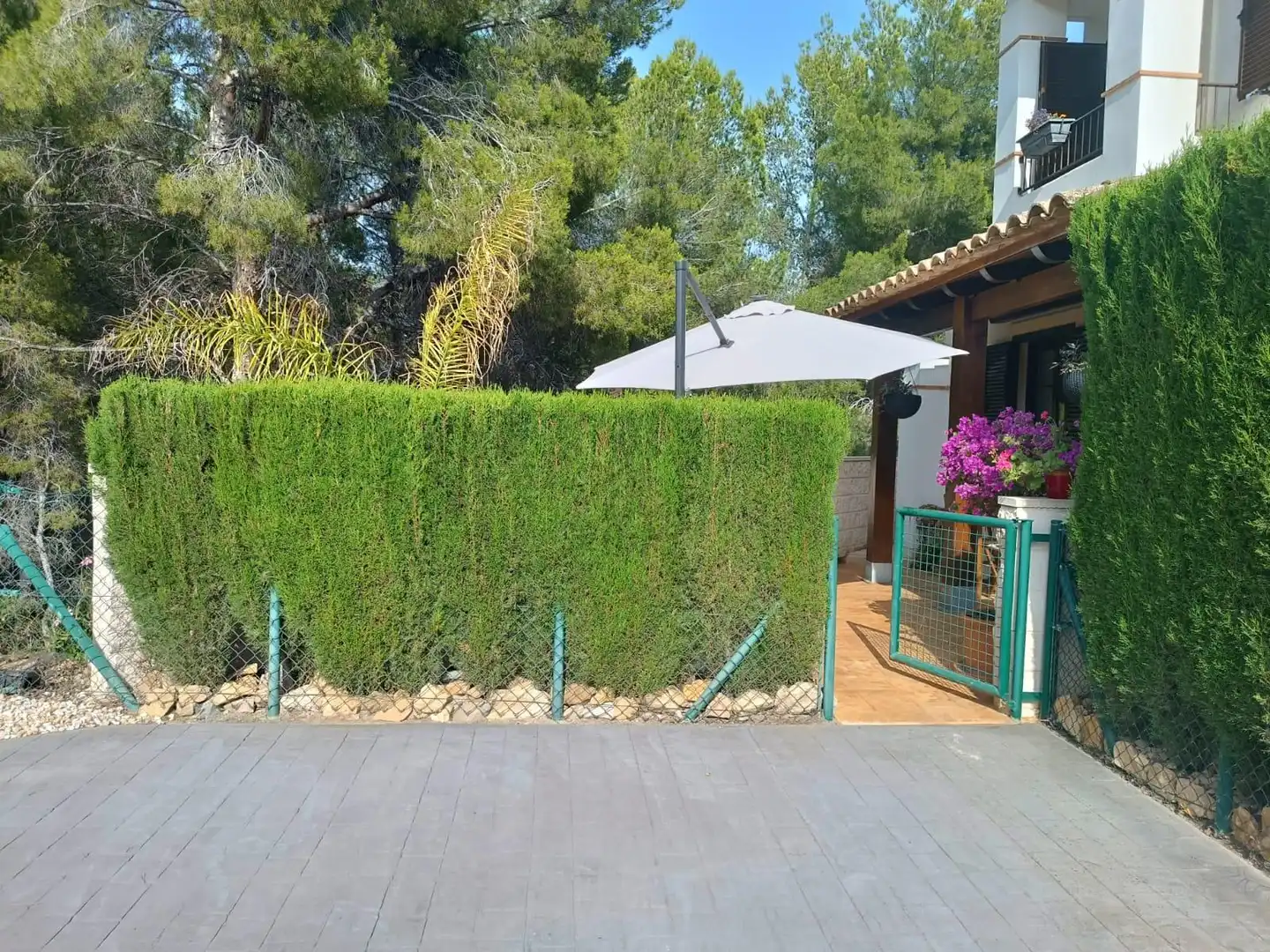 Jardí de Casa adosada en venda en Finestrat amb Calefacció, Terrassa i Piscina