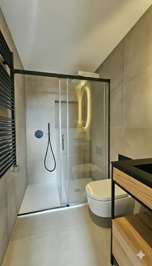 Baño de Casa o chalet en venta en Barcelona con Aire acondicionado, Calefacción y Jardín privado