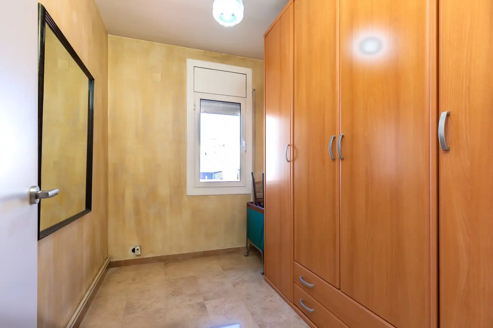 Schlafzimmer von Country house zum Verkauf in Rubí mit Klimaanlage, Heizung und Terrasse