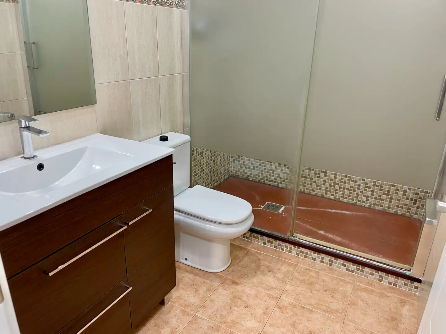Bany de Pis en venda en Sabadell amb Aire condicionat, Calefacció i Parquet