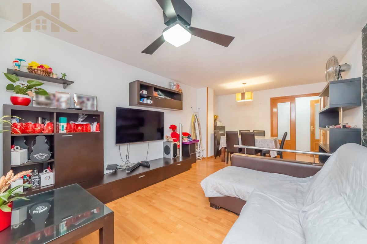 Sala de estar de Piso en venta en Parla con Calefacción y Amueblado