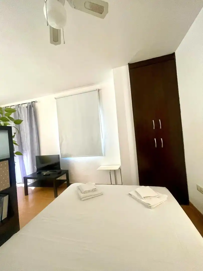 Habitación de Estudio en venta en Málaga con Amueblado