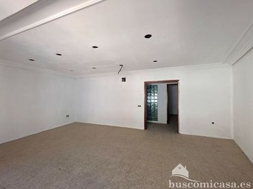 Wohnung mit Balkon zum Verkauf in Calle Julio Burell