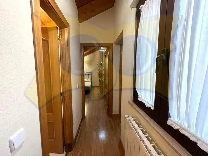 Dachboden zur Miete in Barrio del Centro