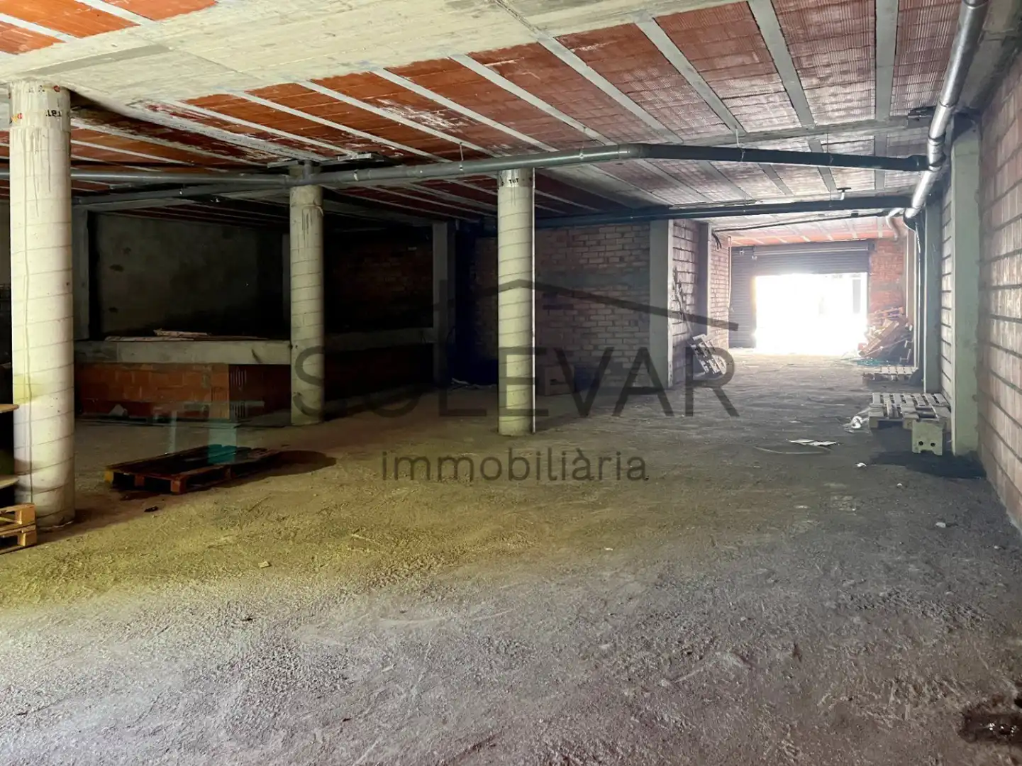 Local comercial en venda a Calle SEIX I FAYA