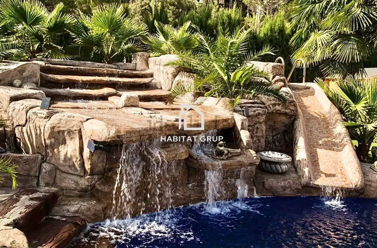 Piscina de Casa o xalet en venda en Castellnou de Bages amb Aire condicionat, Calefacció i Jardí privat