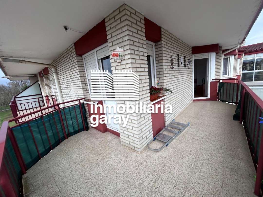 Terrassa de Pis en venda en Medina de Pomar amb Moblat