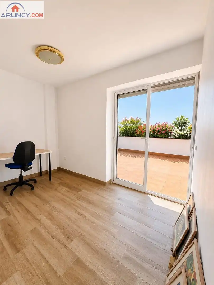 Terrasse von Dachboden zur Miete in Alcalá de Guadaira mit Klimaanlage, Terrasse und Möbliert