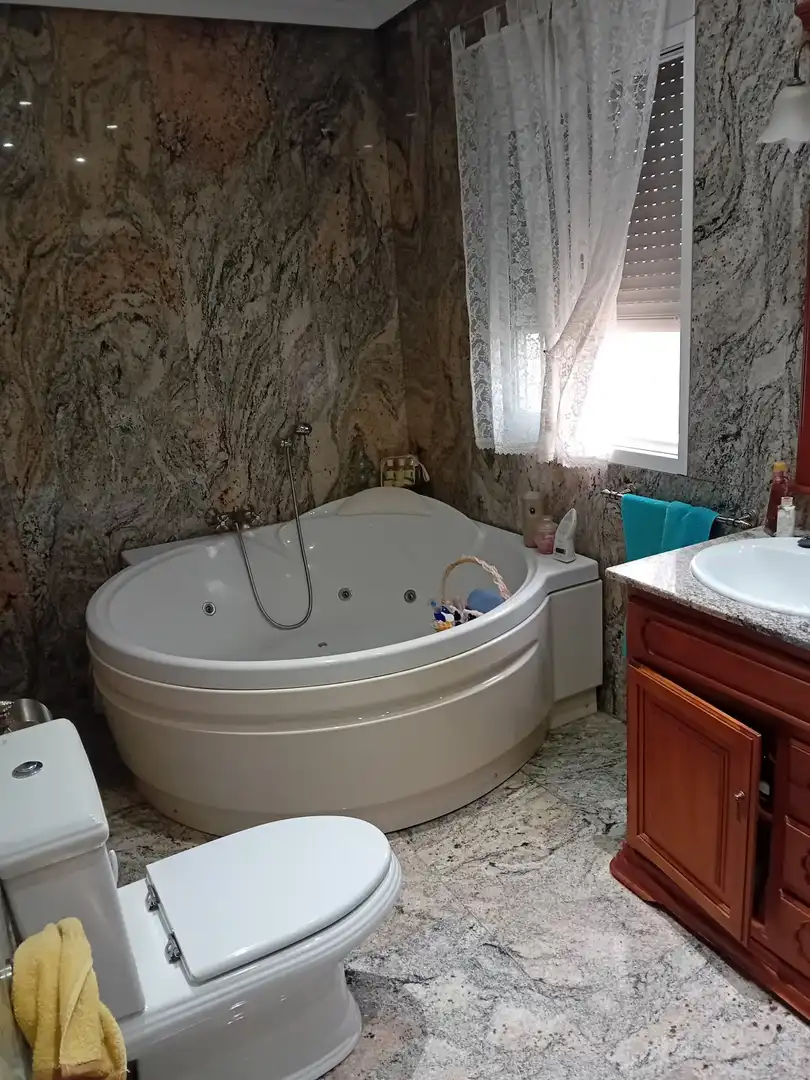 Bathroom of Houses for sale in Ciudad Real  with Air Conditioner, Heating and Private garden